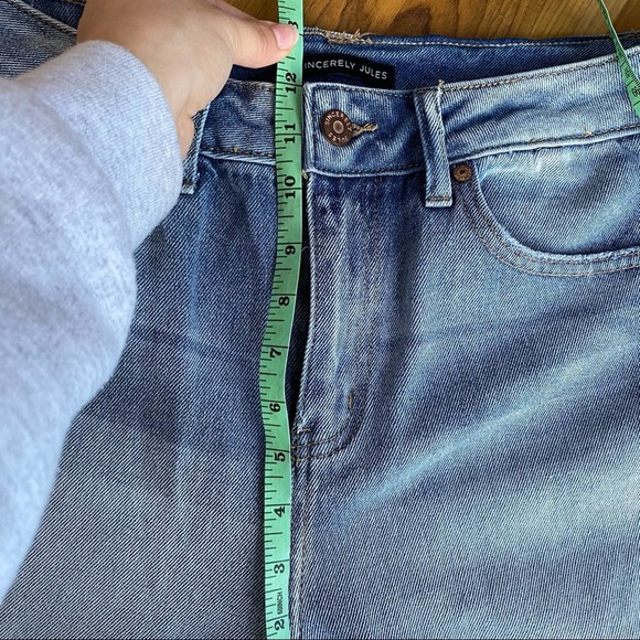 SOLD Sincerely Jules Wide Leg Cropped Jeans - Picture 7 of 10